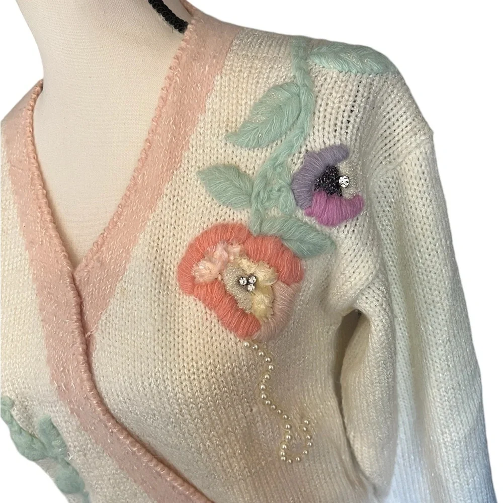 🚫SOLD🚫 Vintage 80s Ginenne Knit Embroidered Floral Coquette Sweater - Picture 6 of 8